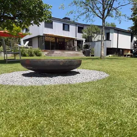 Casa de férias Unique Single-family House In Countryside *